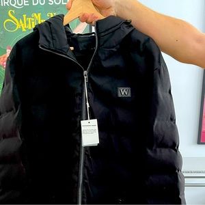 Alexander want men’s down jacket size large